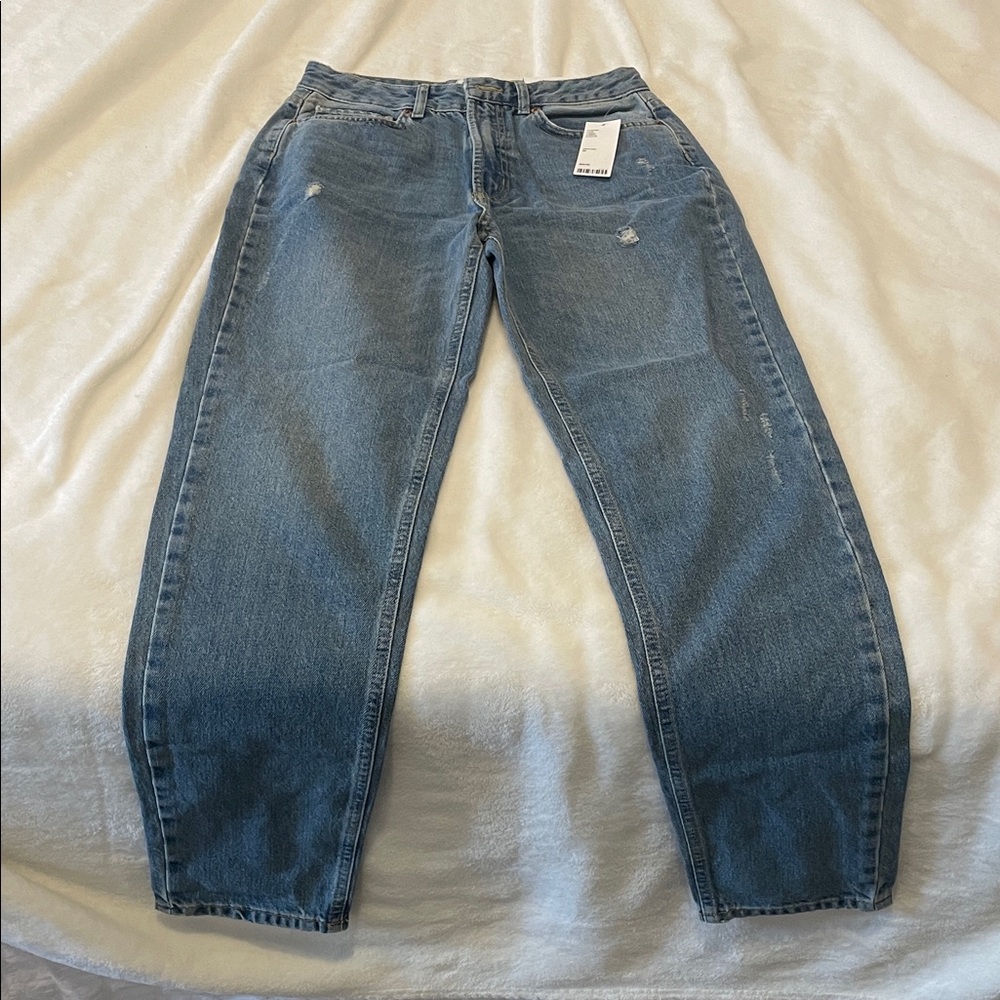 Urban Outfitters BDG Light Blue High-Rise Mom Jeans